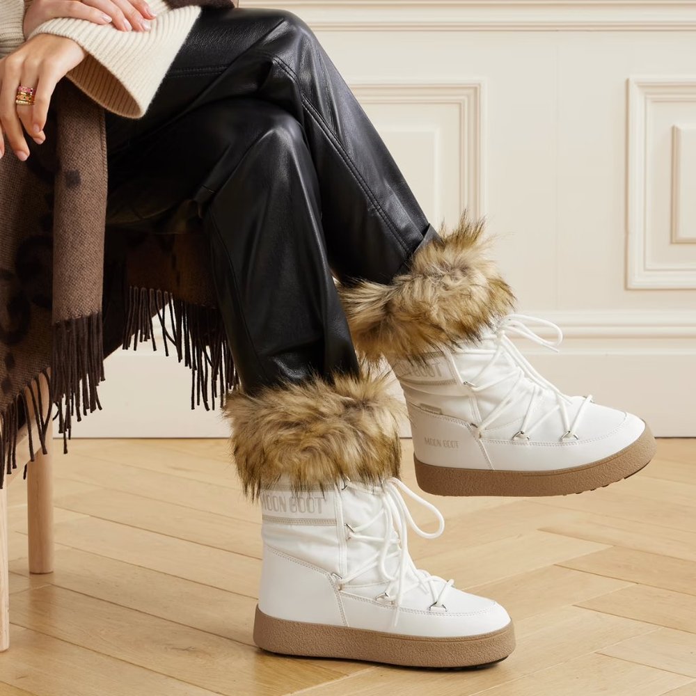 NEW White Moon Boots with Fur : LTRACK MONACO LOW WP